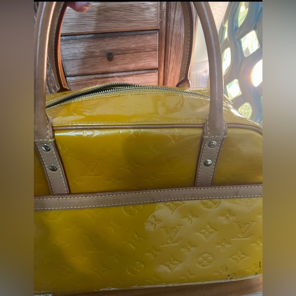 Louis Vuitton Hand Bag Tompkins Square YELLOW VERNIS - Picture 8 of 16